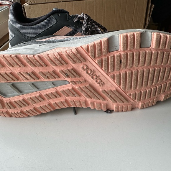 Adidas Women's Gray and Pink Sneakers size 11 - Picture 4 of 6